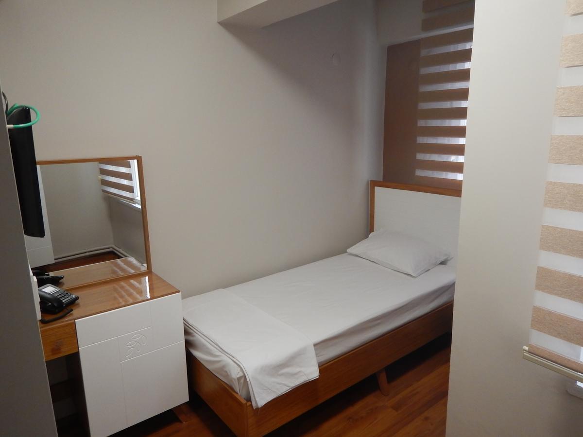 Ipek Hotel Balikesir Luaran gambar