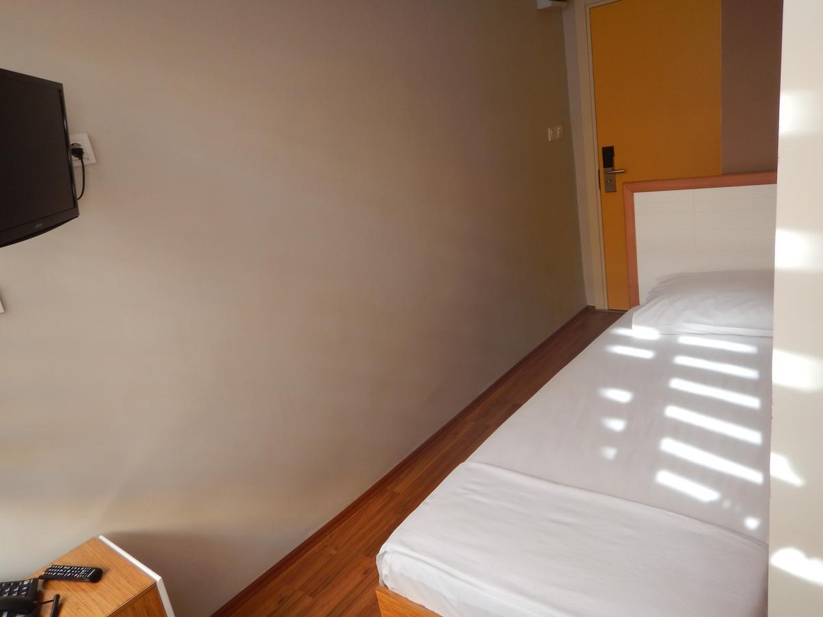 Ipek Hotel Balikesir Luaran gambar